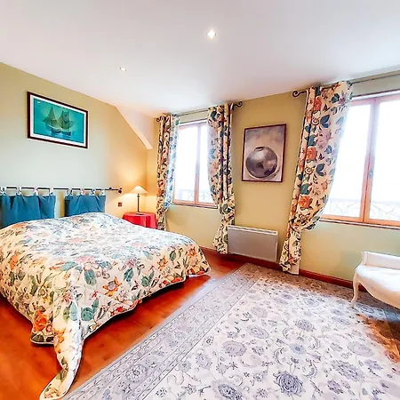 Le Haras Des Charmilles Guest house